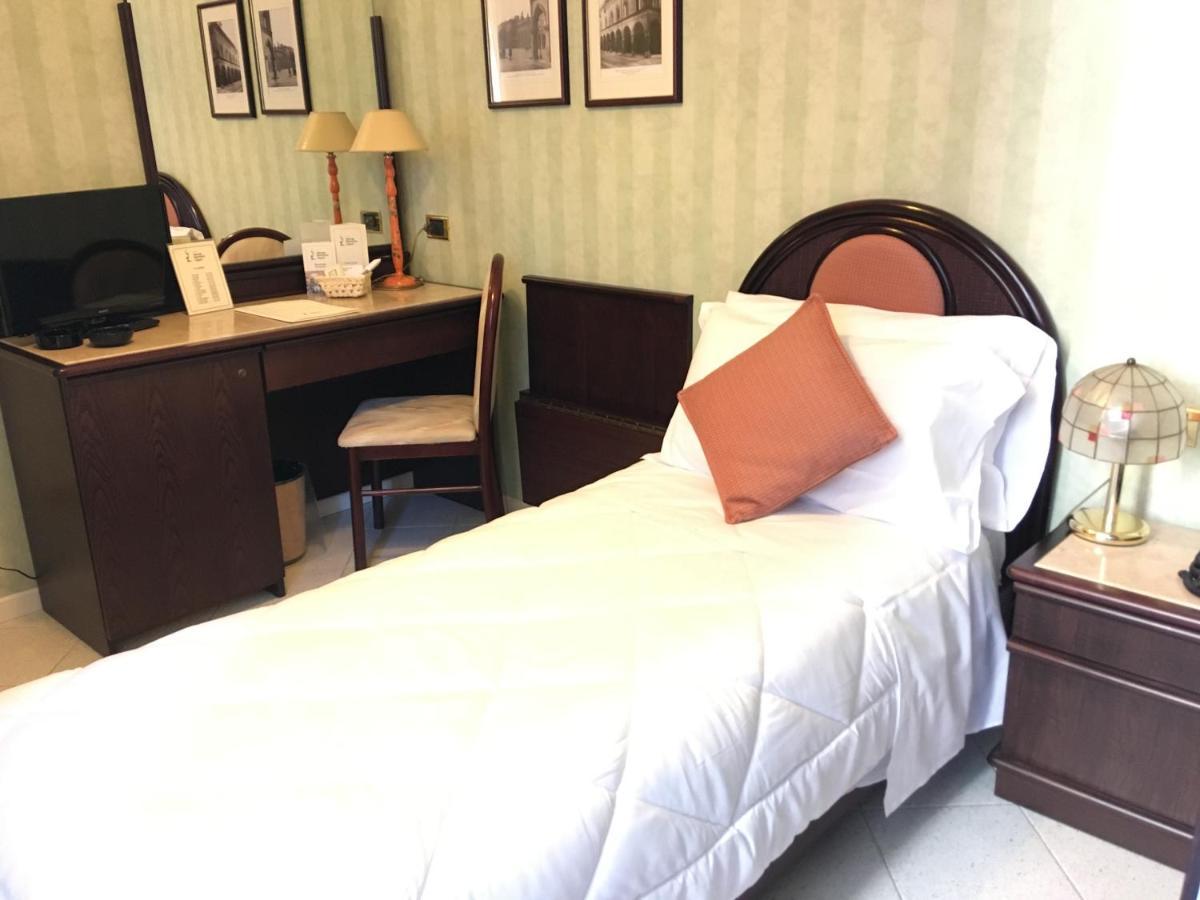 Albergo Sapori Tole ภายนอก รูปภาพ