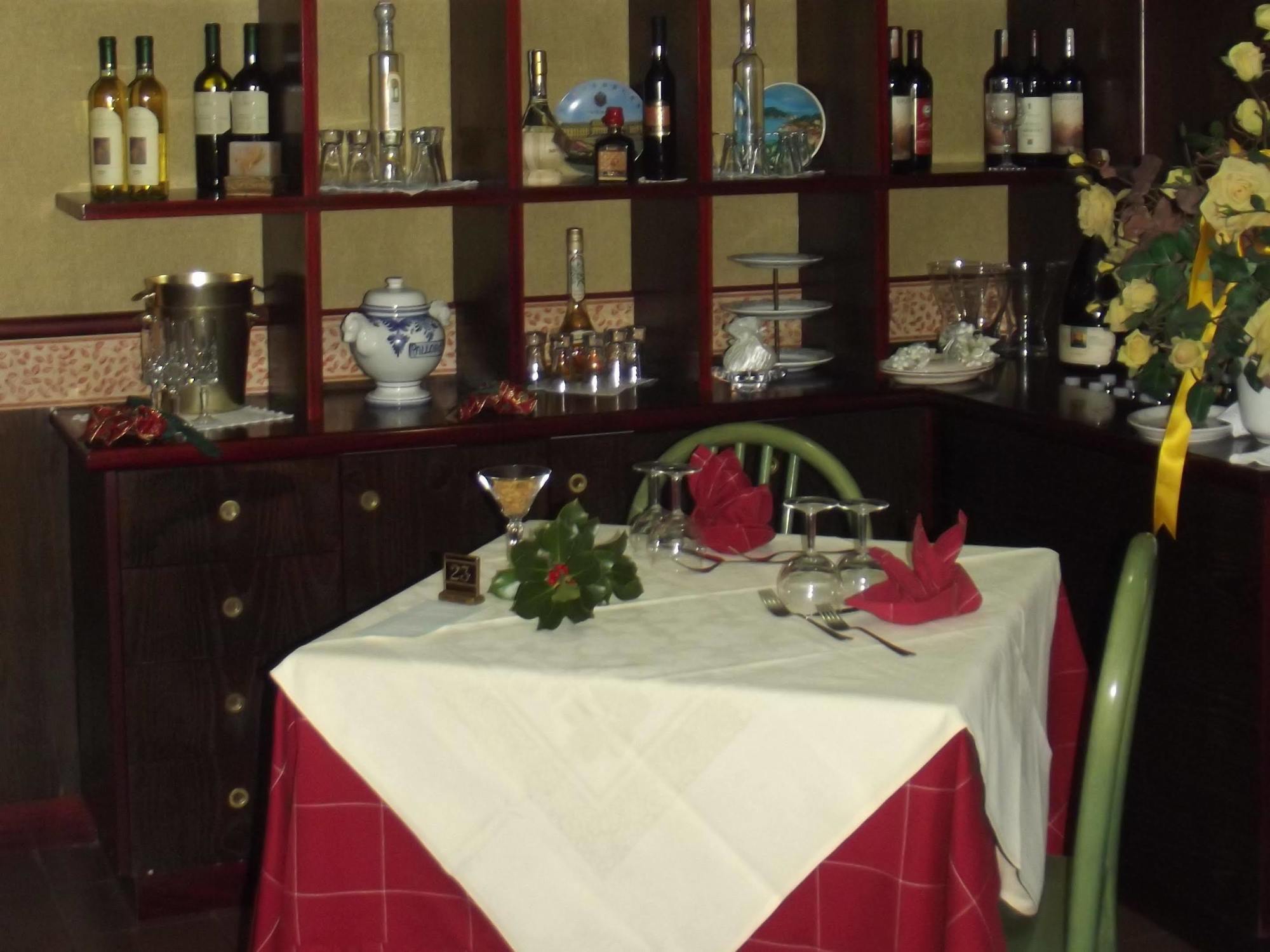 Albergo Sapori Tole ภายนอก รูปภาพ