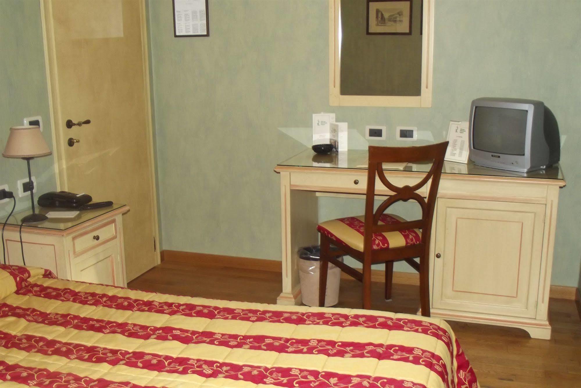 Albergo Sapori Tole ภายนอก รูปภาพ